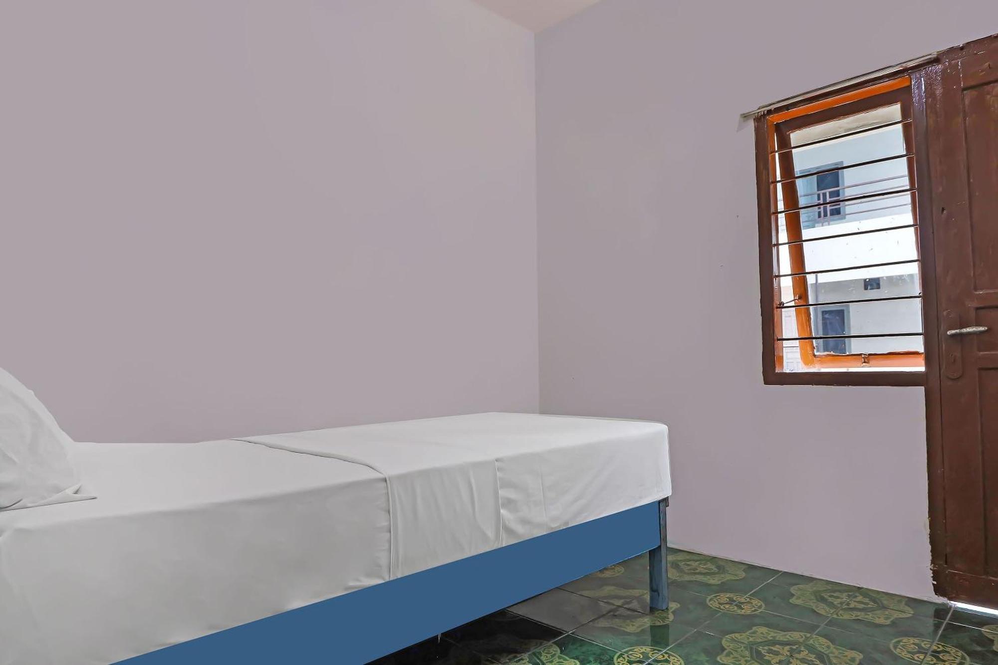 Spot On 92421 City Kost Syariah Pangkal Pinang Exteriér fotografie