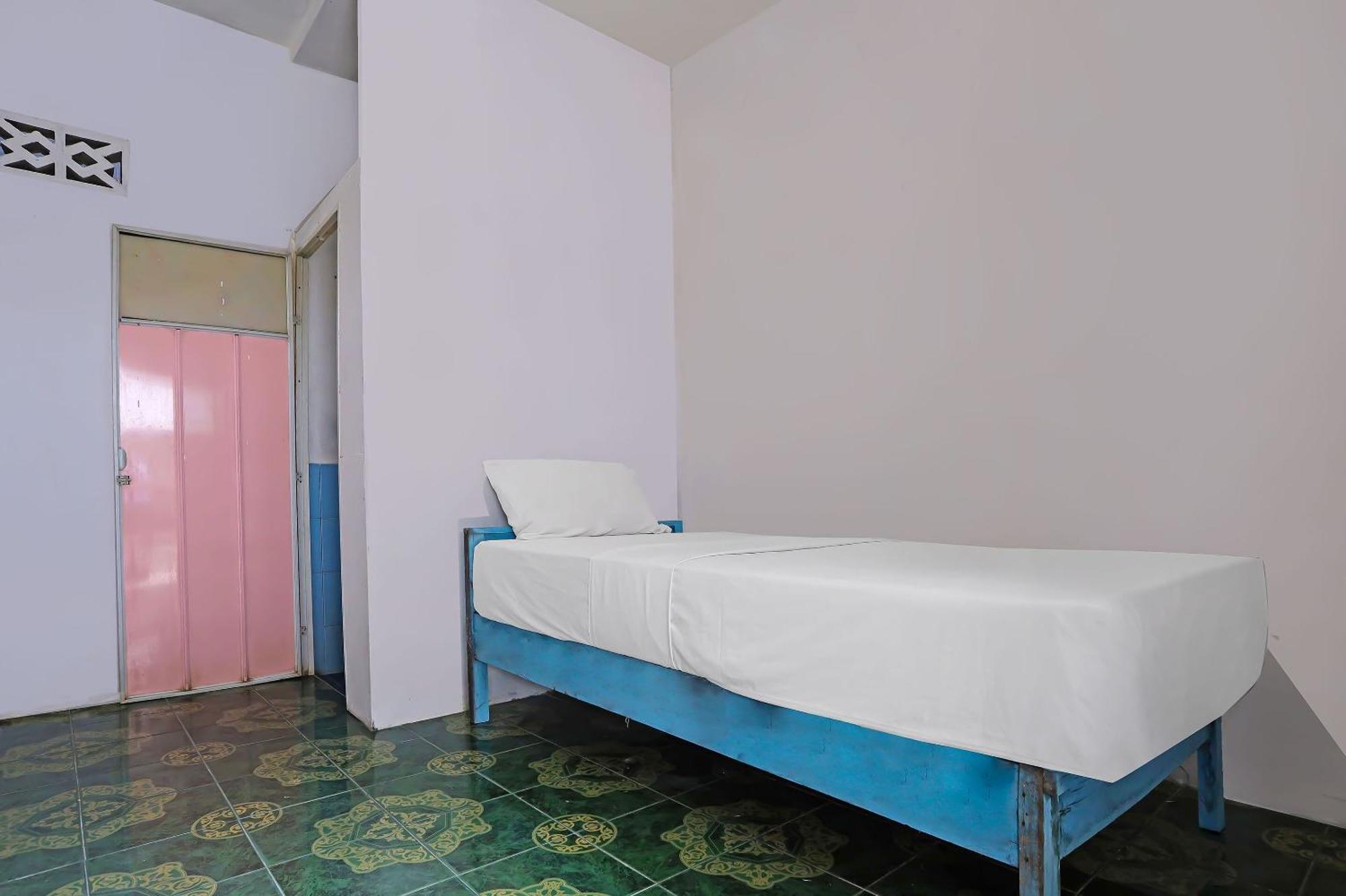 Spot On 92421 City Kost Syariah Pangkal Pinang Exteriér fotografie